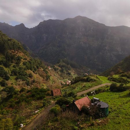 Guesthouse-Theview (Adults Only) Ribeira Brava Bagian luar foto