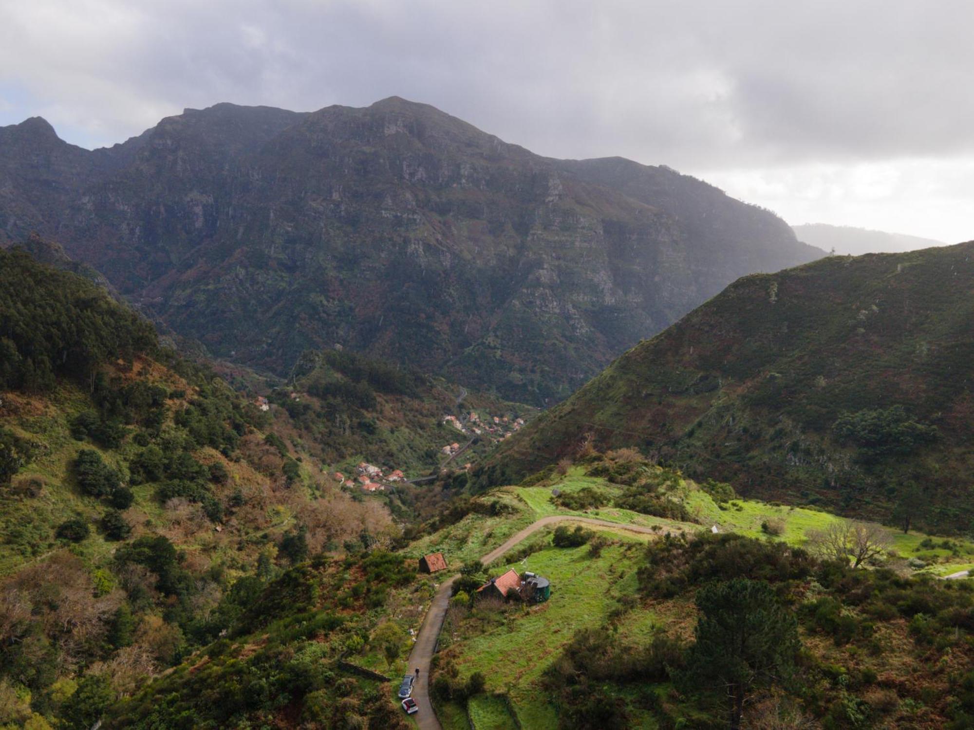 Guesthouse-Theview (Adults Only) Ribeira Brava Bagian luar foto