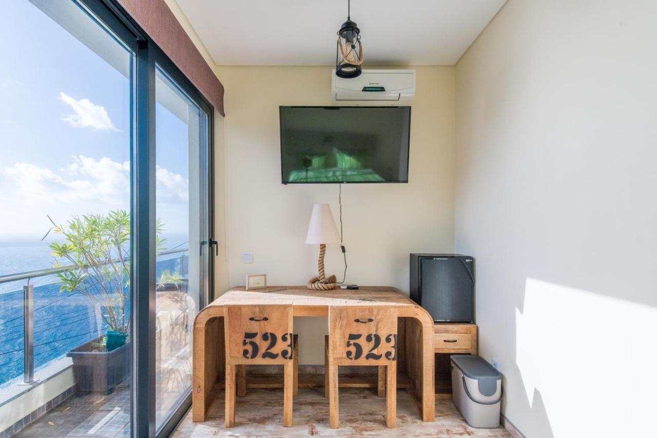 Guesthouse-Theview (Adults Only) Ribeira Brava Bagian luar foto