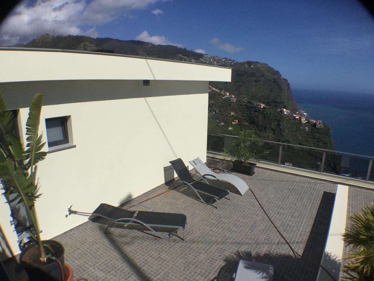Guesthouse-Theview (Adults Only) Ribeira Brava Bagian luar foto