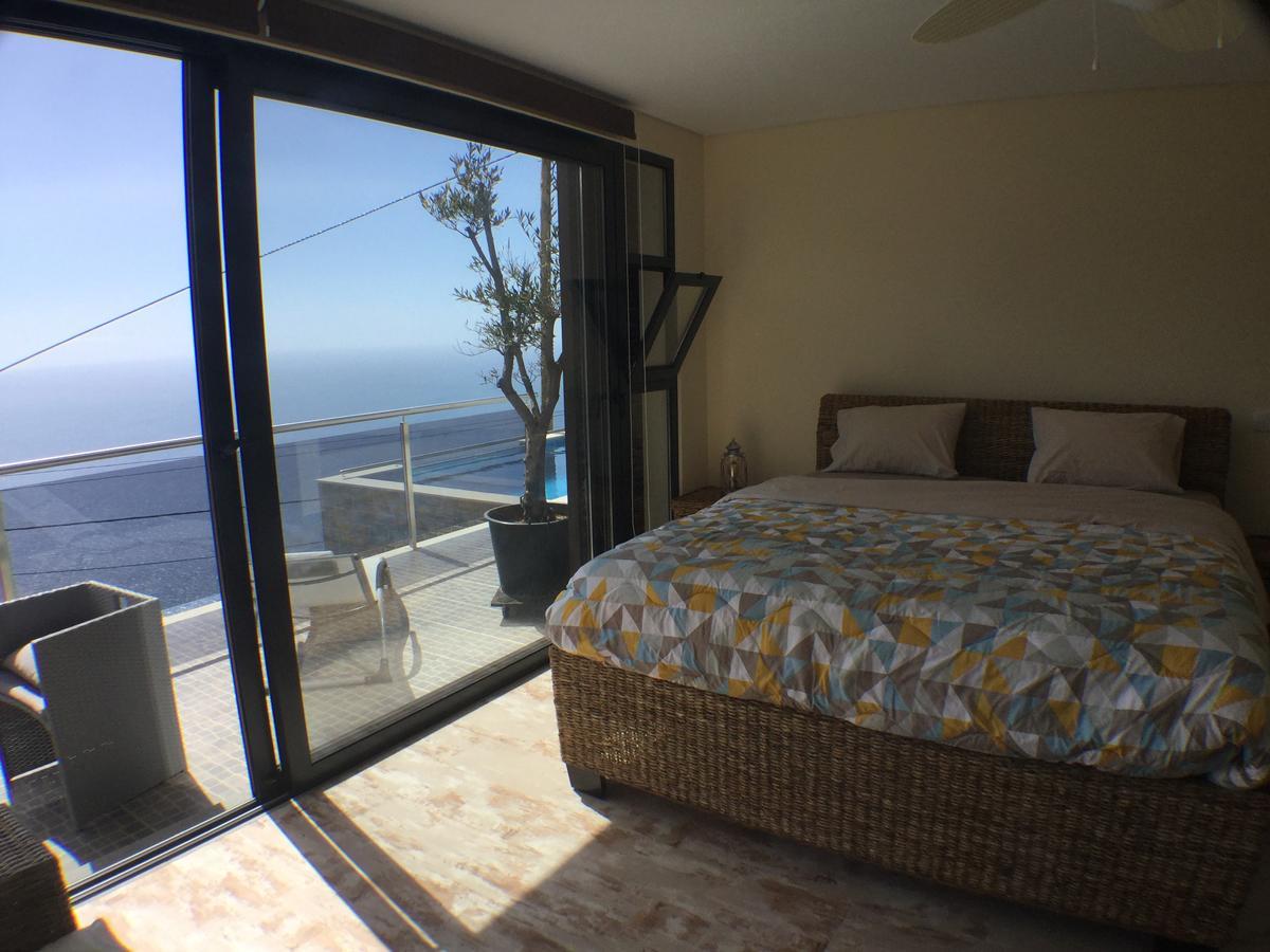 Guesthouse-Theview (Adults Only) Ribeira Brava Bagian luar foto