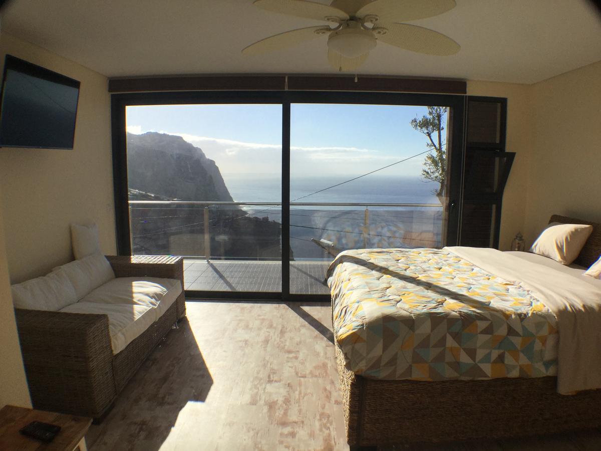 Guesthouse-Theview (Adults Only) Ribeira Brava Bagian luar foto